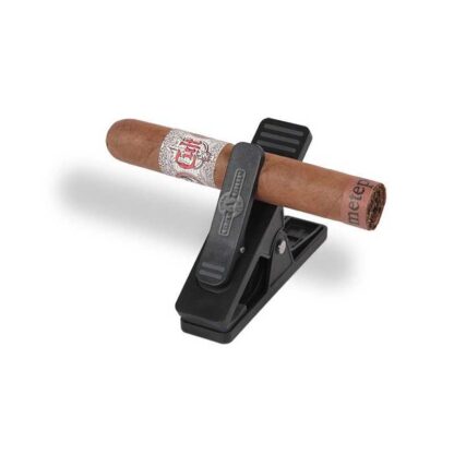 Cigar Accessories SKU # CH-GAGC-RD -- Get-A-Grip Composite Clip RED *** 1 EACH